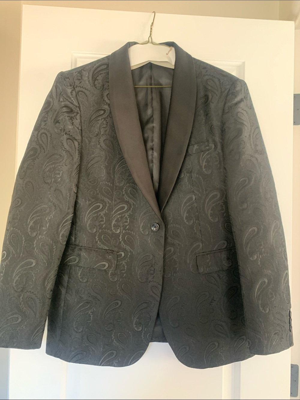 Mens Black Paisley Shawl-Collar Tuxedo Blazer